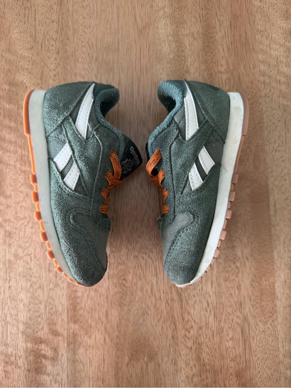 Reebok Classic Leather Running Shoes Toddler 7 Green Sneakers
